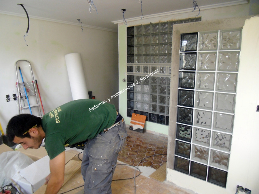 Reformas y multiservicios J. Rodríguez,  La Coruña