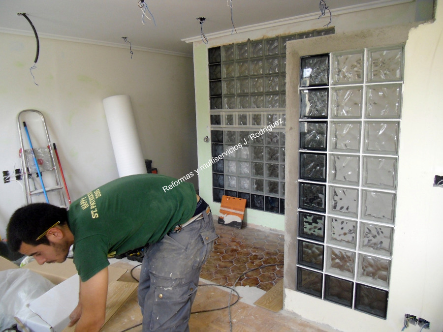 Reformas y multiservicios J. Rodríguez,  La Coruña