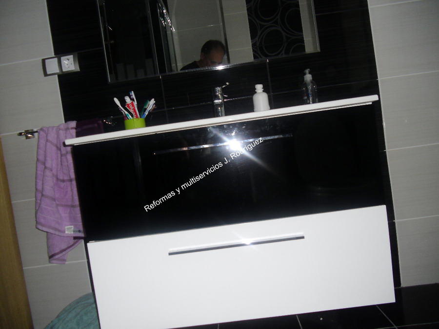 Reformas y multiservicios J. Rodríguez,  La Coruña