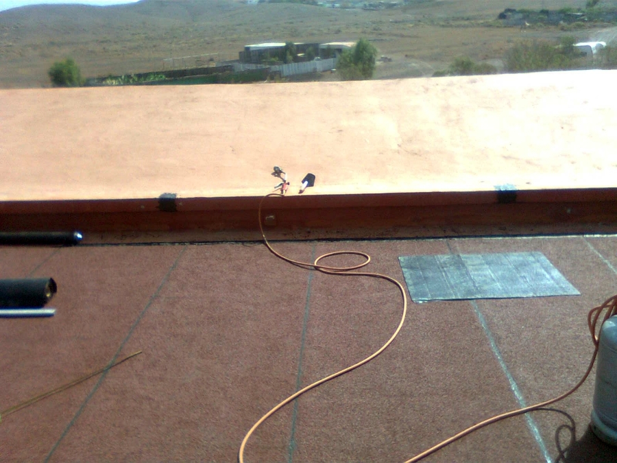 Refuerzos en grietas