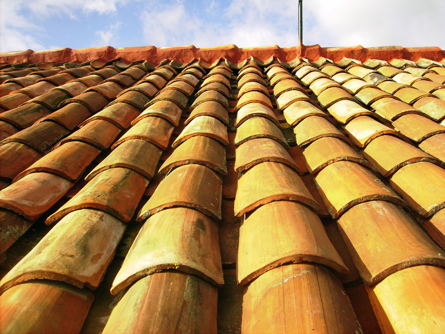 REHABILITACION DE CUBIERTA Y FACHADA