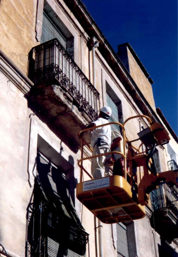 Rehabilitación de fachada barrio San Antón (Alicante)