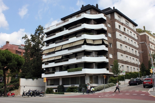 Rehabilitación de fachada e impermeabilización jardineras