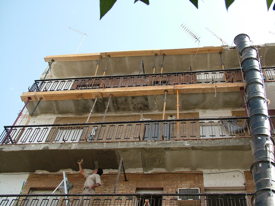 REHABILITACION DE FORJADOS DE BALCONES