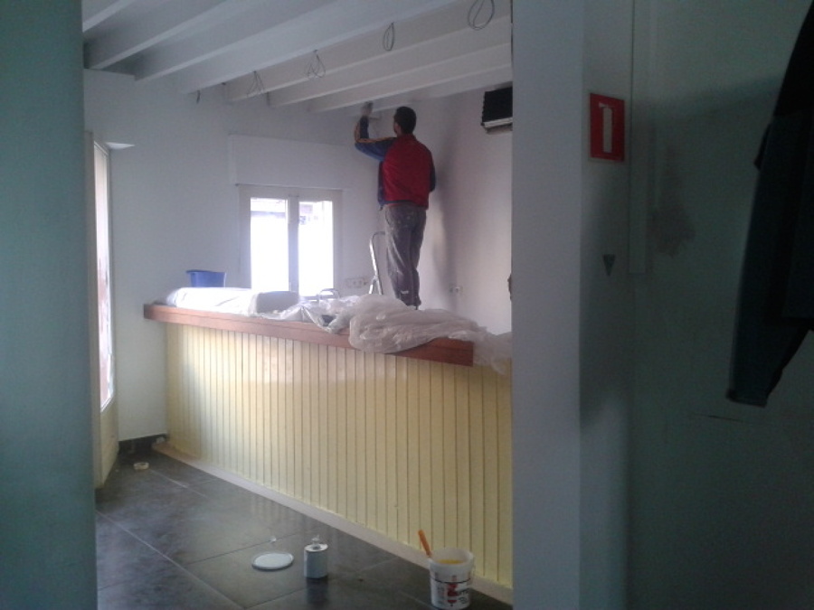 Rehabilitación de paredes y techos con vigas