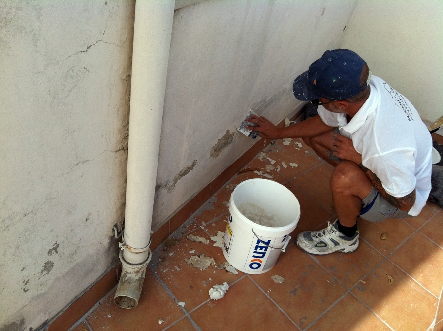 REHABILITACION DE TERRAZA CON MATERIAL IMPERMEABLE TRANSPARENTE Y TRANSITABLE