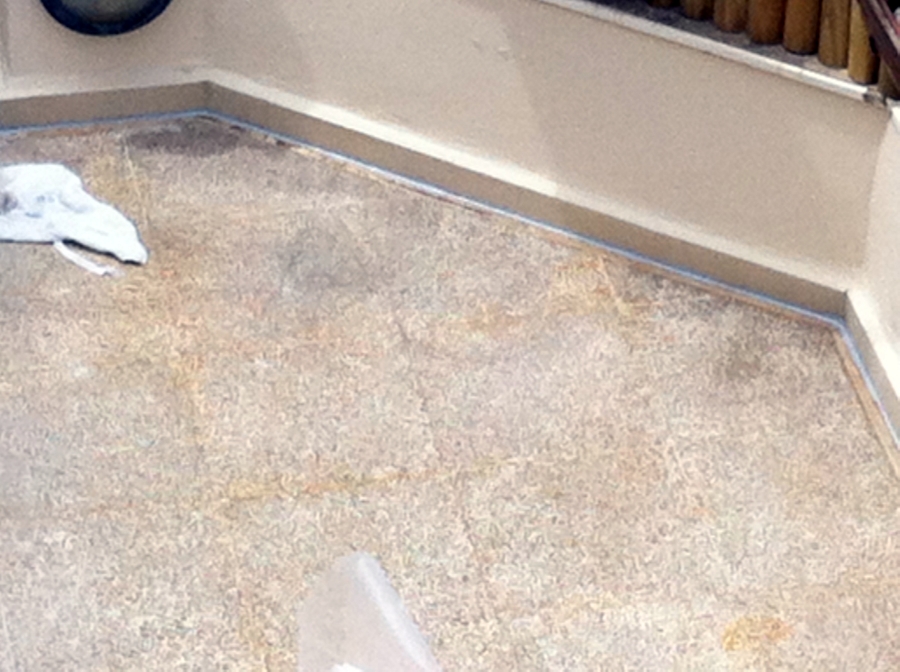 REHABILITACION DE TERRAZA CON MATERIAL IMPERMEABLE TRANSPARENTE Y TRANSITABLE