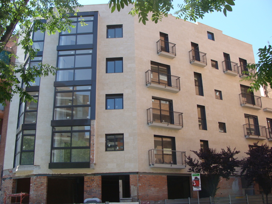 Rehabilitación fachada calle Hostafrancs 1 de Barcelona