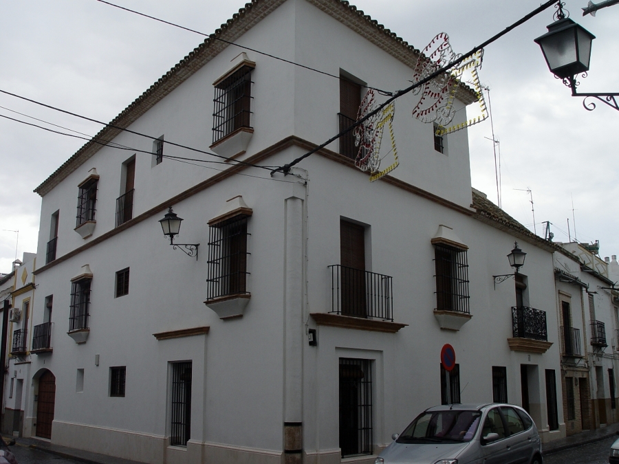 REHABILITACIÓN Y AMPLIACIÓN DE INMUEBLE