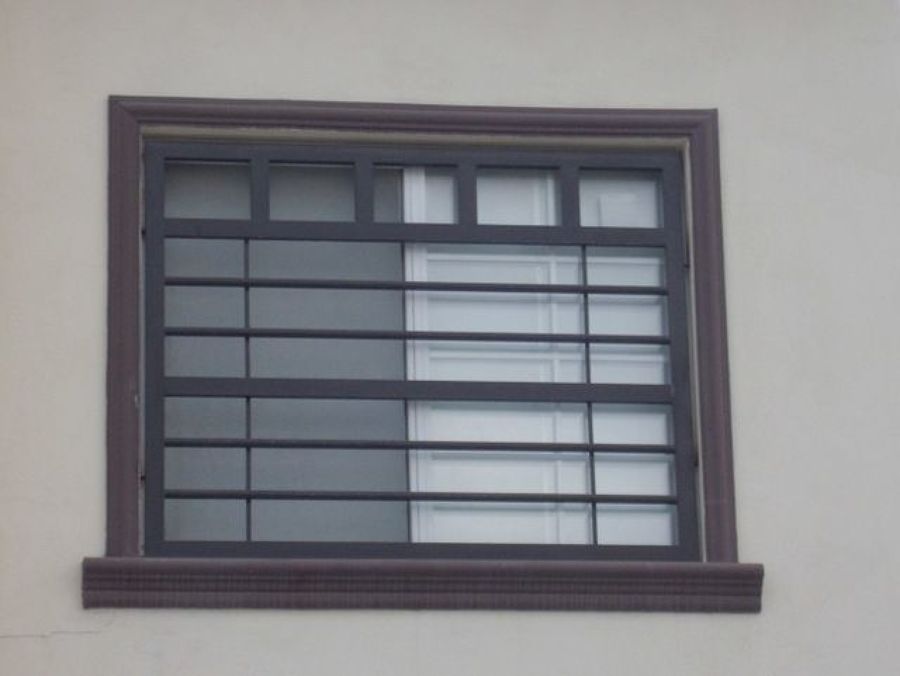 Rejas de fabricación minimalista.