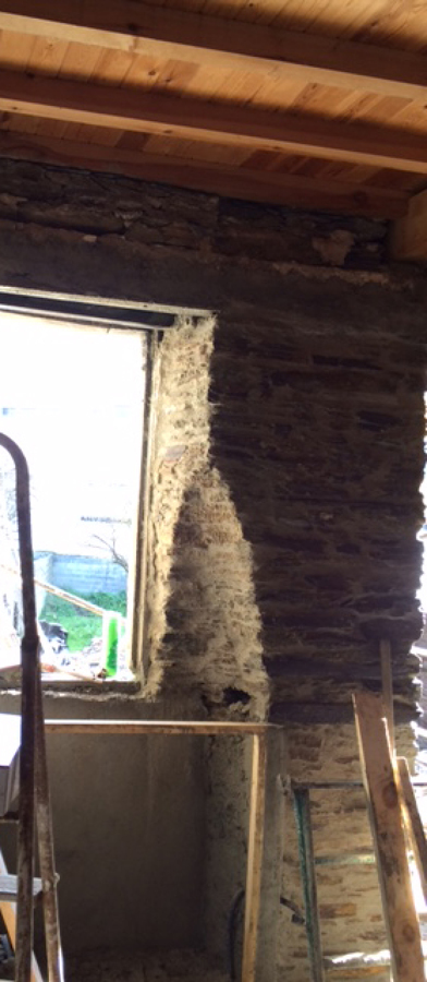 REJUNTADO DE PAREDES DE PIEDRA.