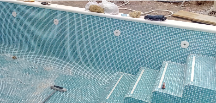 Rejuntado del gresite.