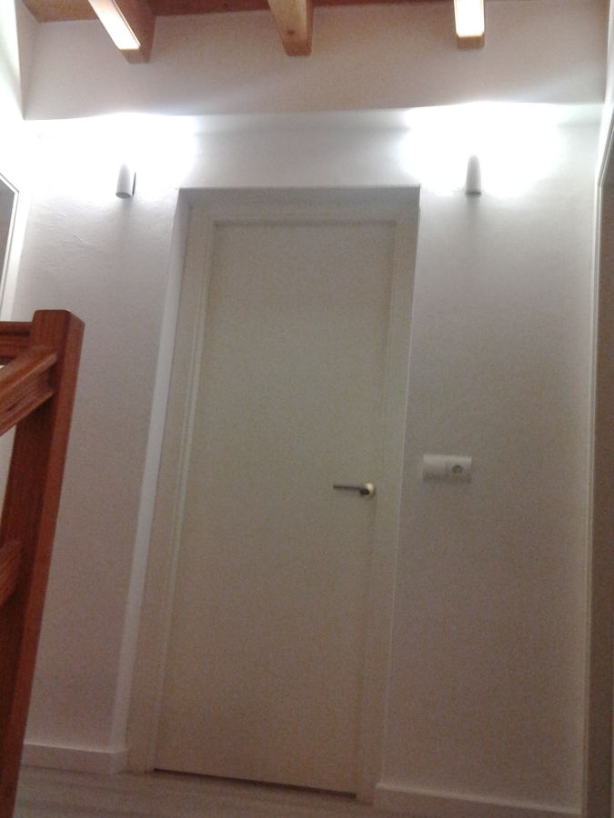 rellano de acceso a las suites