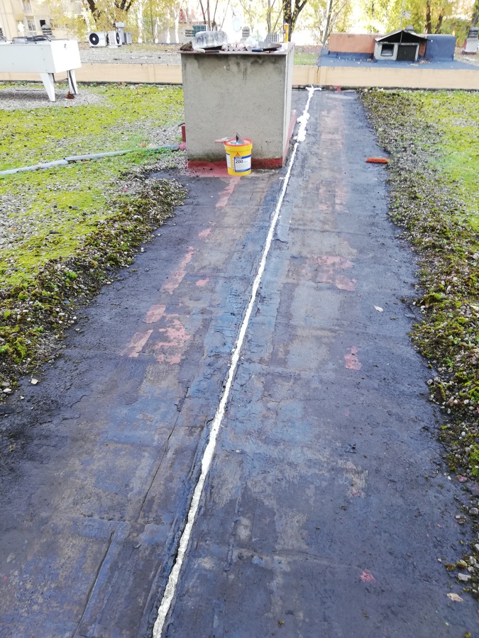 Rellenado de Espuma de Poliuretano en Junta