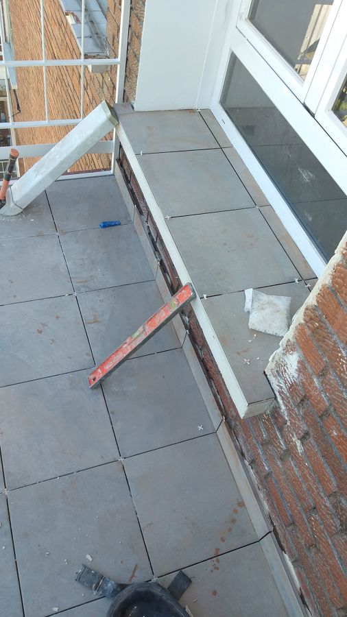 Renovación de vierteaguas