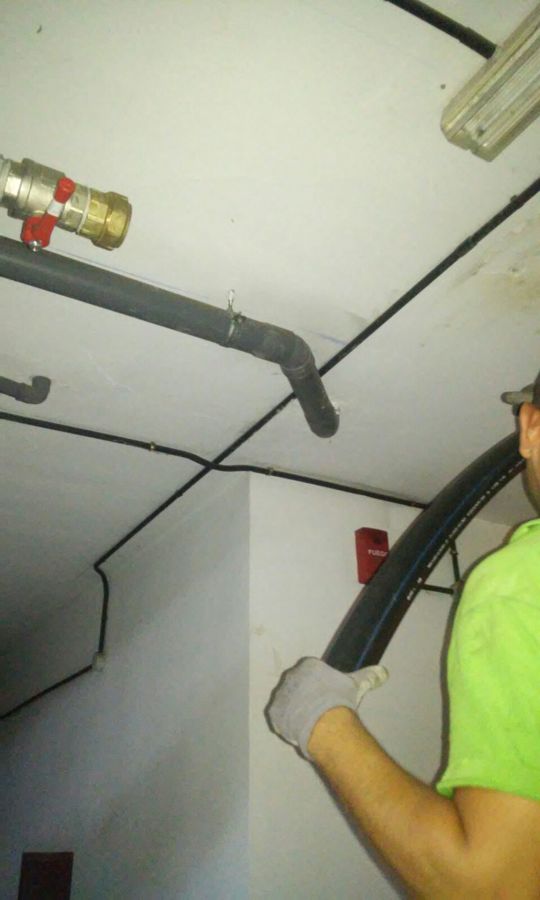 REPARACION DE TUBERIA COMUNITARIA