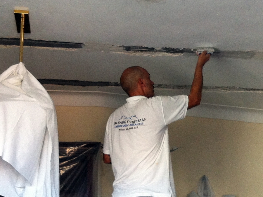 REPARACION DE VIGAS CON FIBRA DE CARBONO