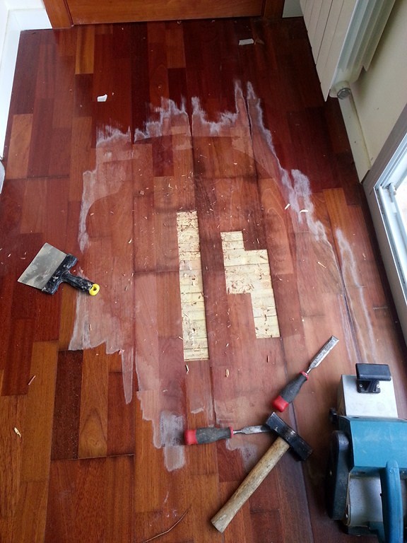 REPARACIÓN MANCHAS EN PARQUET FLOTANTE