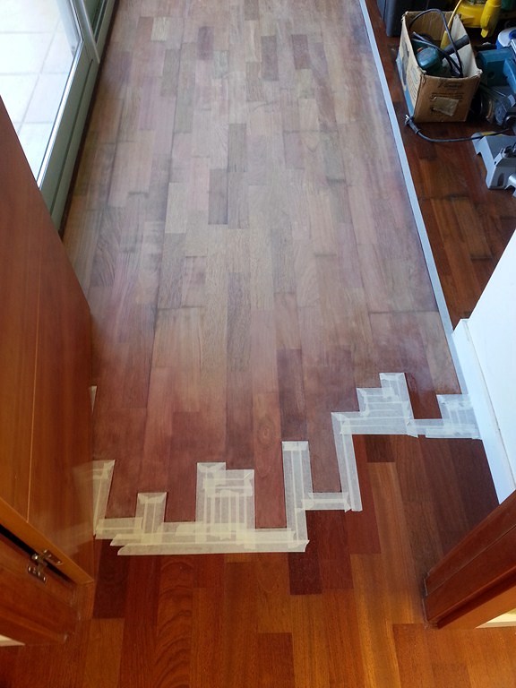 REPARACIÓN MANCHAS EN PARQUET FLOTANTE