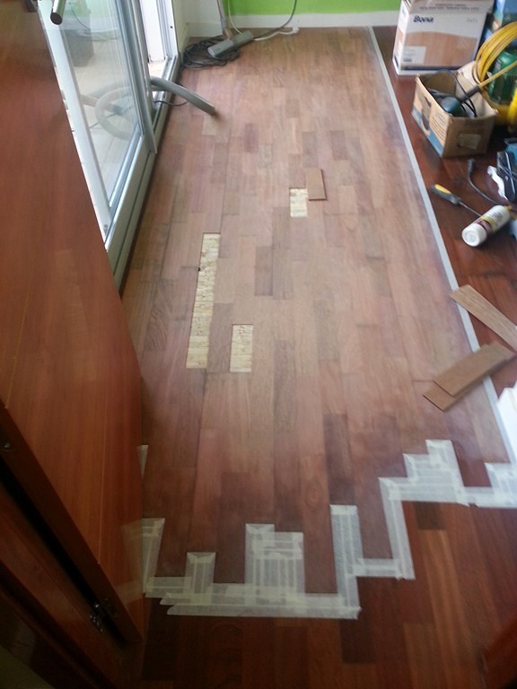 REPARACIÓN MANCHAS EN PARQUET FLOTANTE