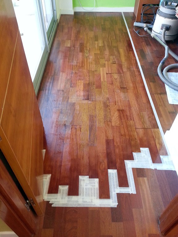 REPARACIÓN MANCHAS EN PARQUET FLOTANTE