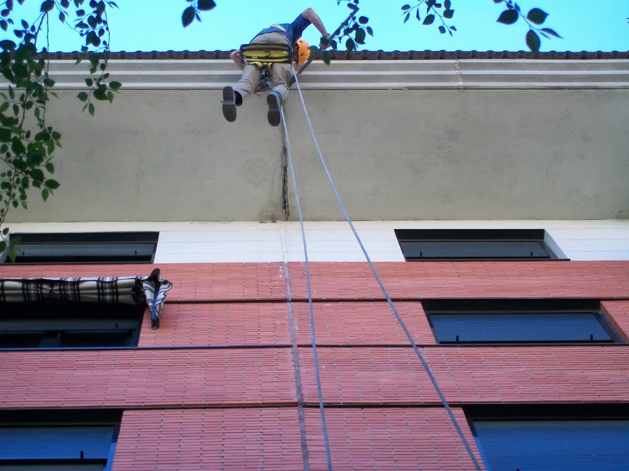 REPARACIONES ALBAÑILERIA DESCUELGUES VERTICALES Y TODO TIPO DE REFORMAS
