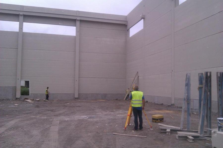 Replanteo de obras (pabellón).