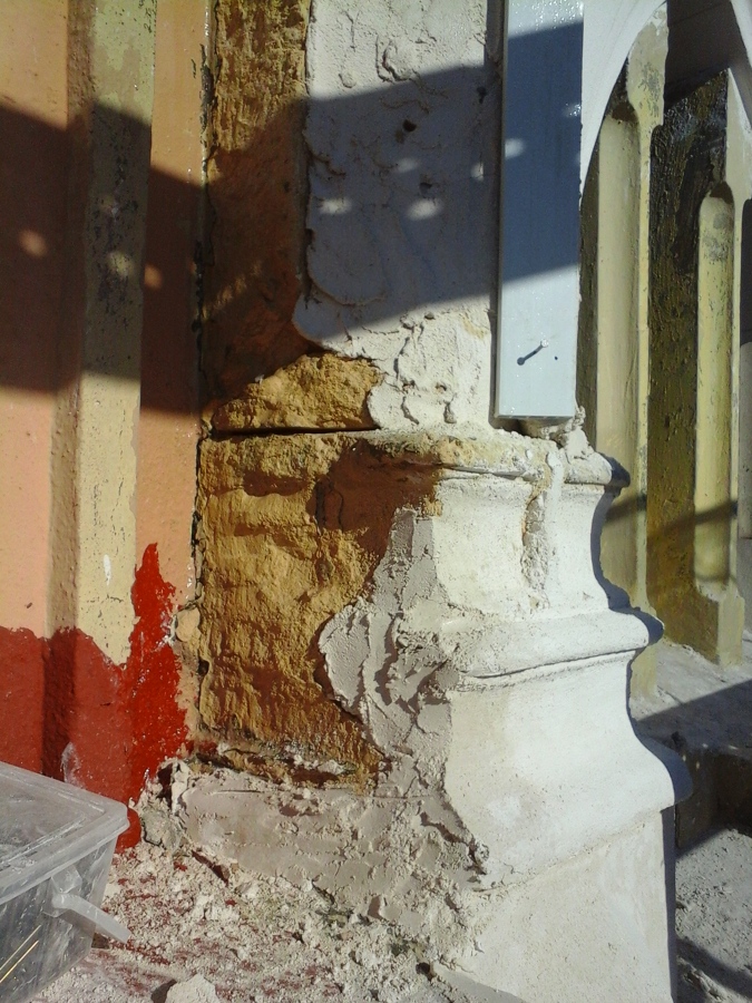 Restauración de ornamenta de fachada