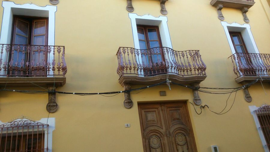 restauración de portón de entrada