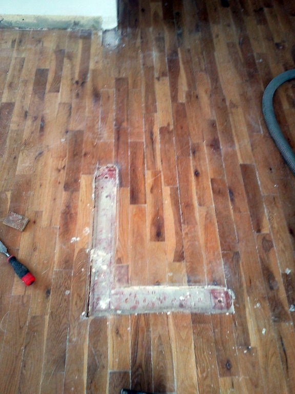 RESTAURACIÓN TABLILLA ROBLE CON NUDOS