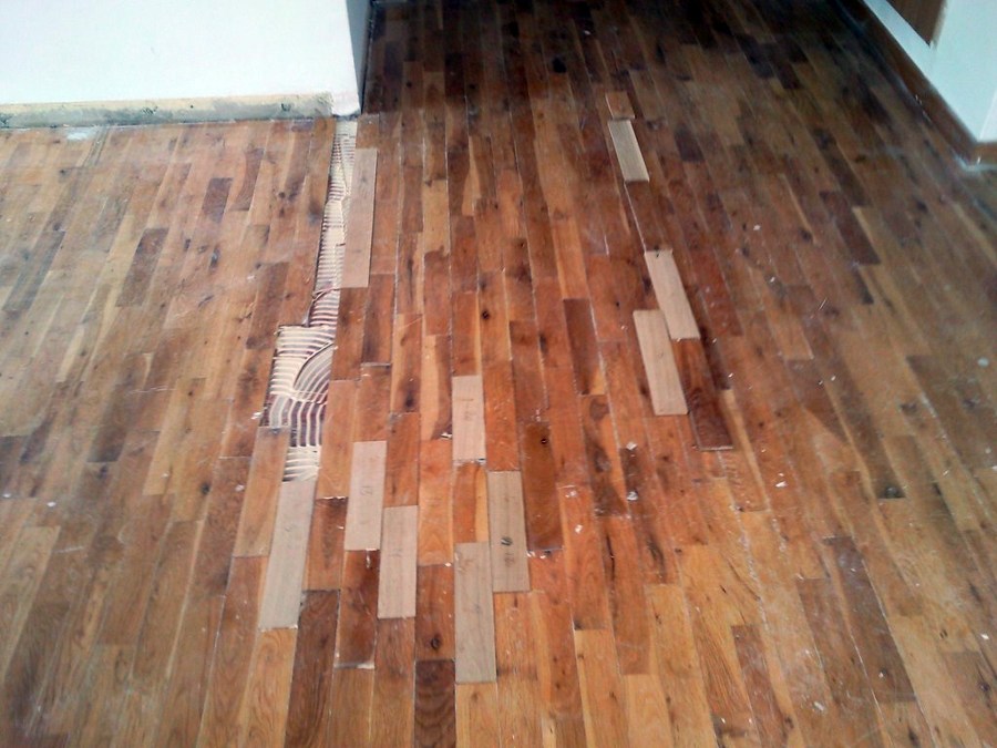 RESTAURACIÓN TABLILLA ROBLE CON NUDOS