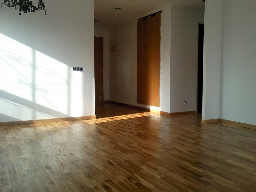 RESTAURACIÓN TABLILLA ROBLE CON NUDOS