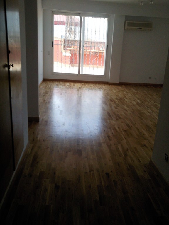 RESTAURACIÓN TABLILLA ROBLE CON NUDOS