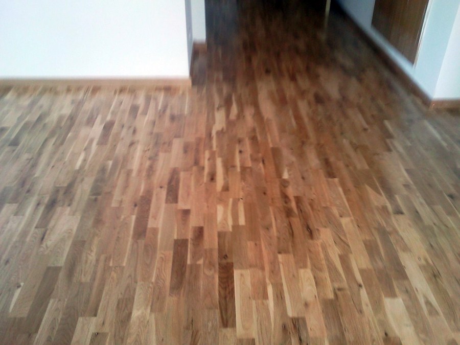 RESTAURACIÓN TABLILLA ROBLE CON NUDOS