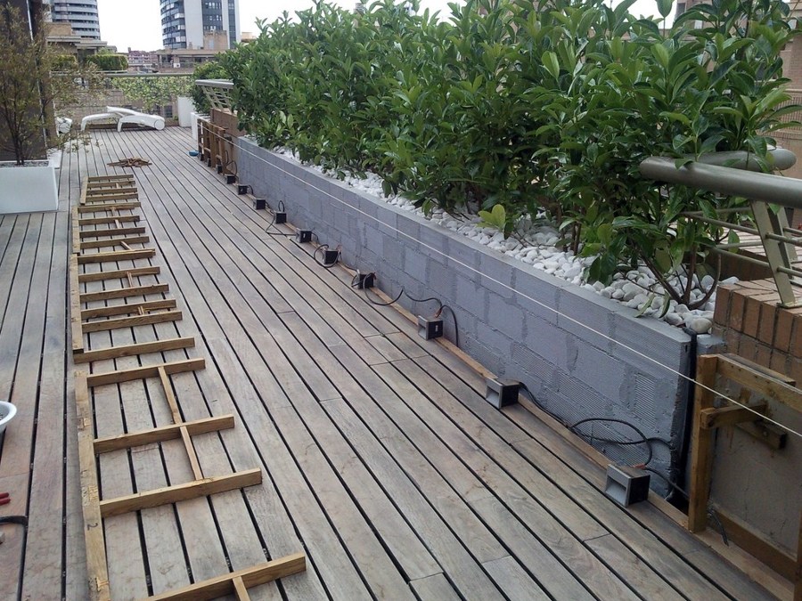 RESTAURACIÓN TARIMA EXTERIOR IPE