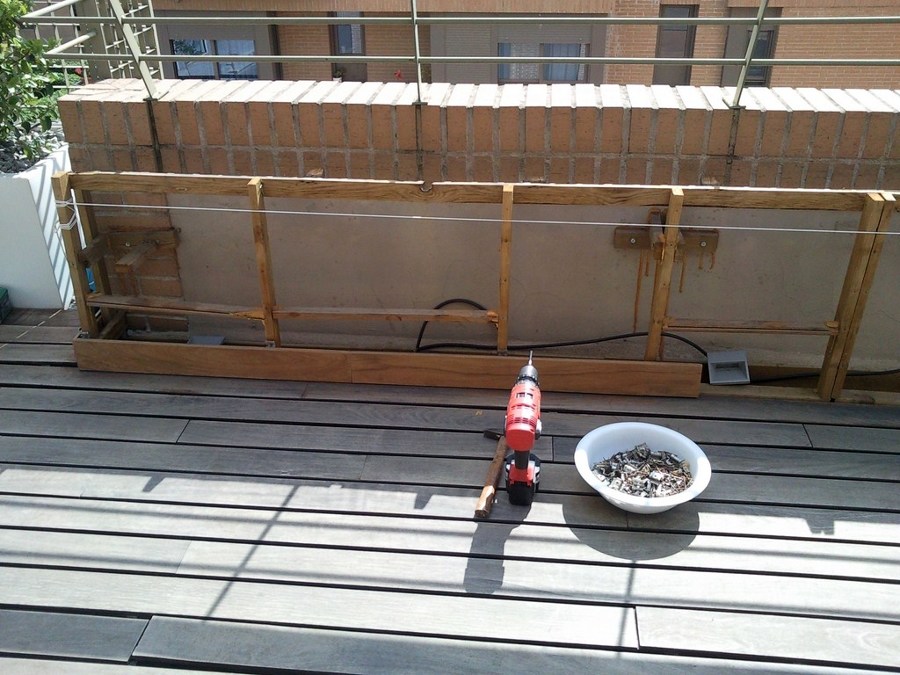 RESTAURACIÓN TARIMA EXTERIOR IPE