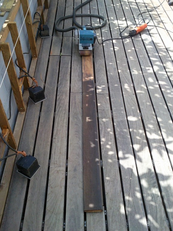 RESTAURACIÓN TARIMA EXTERIOR IPE