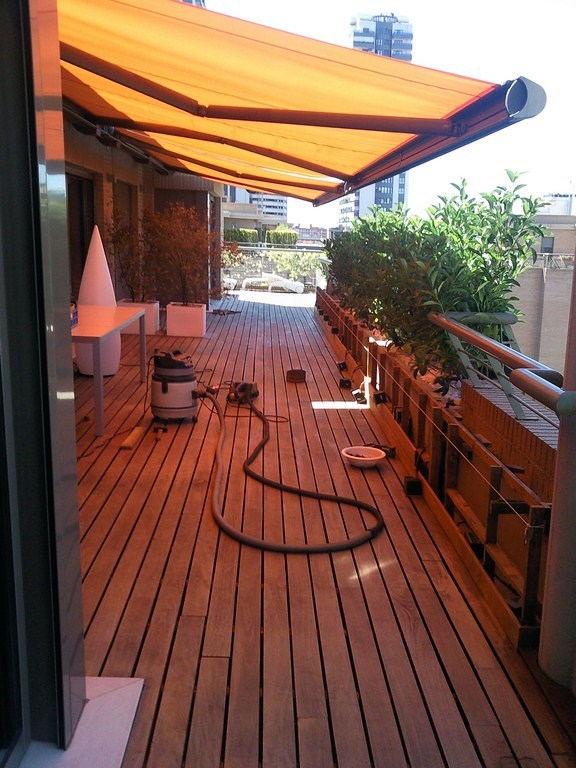 RESTAURACIÓN TARIMA EXTERIOR IPE