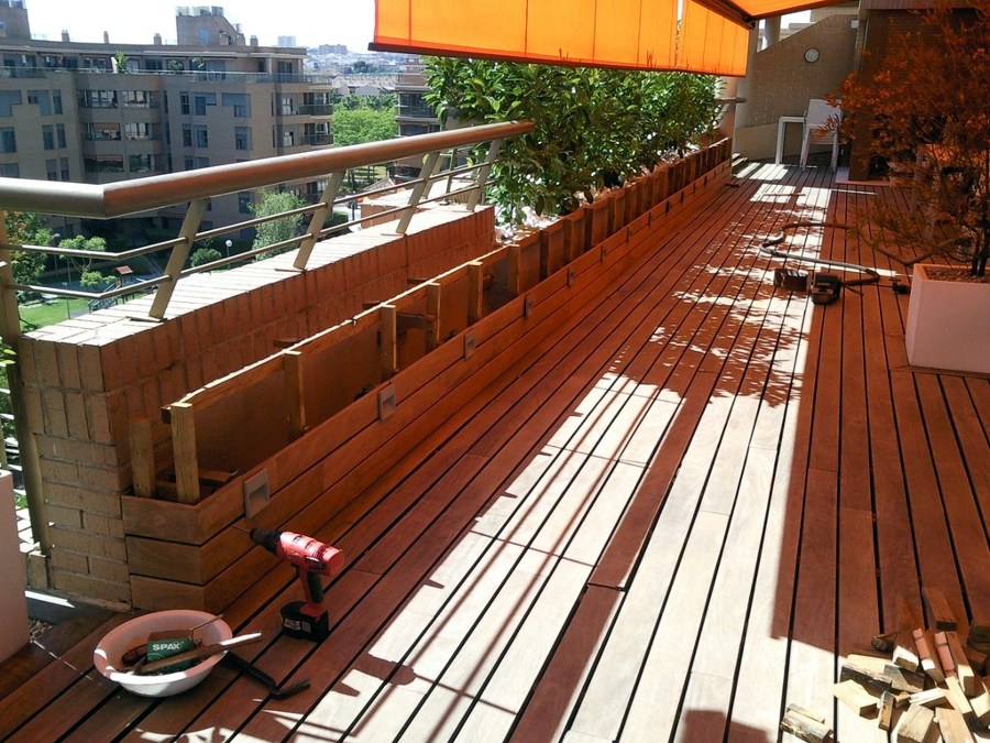 RESTAURACIÓN TARIMA EXTERIOR IPE