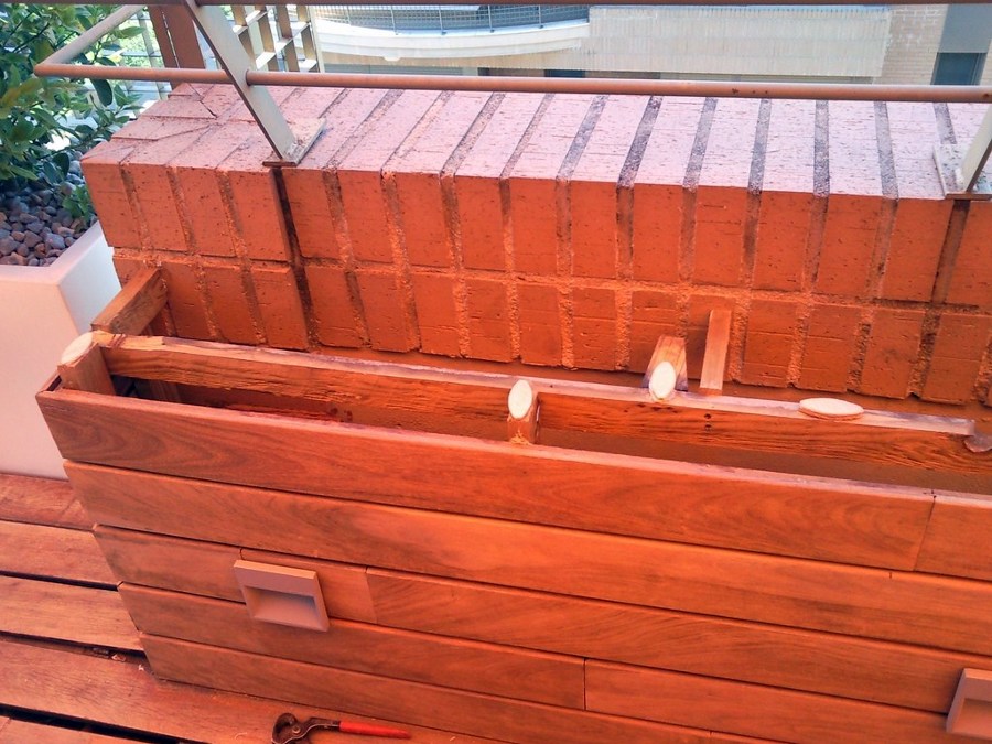 RESTAURACIÓN TARIMA EXTERIOR IPE