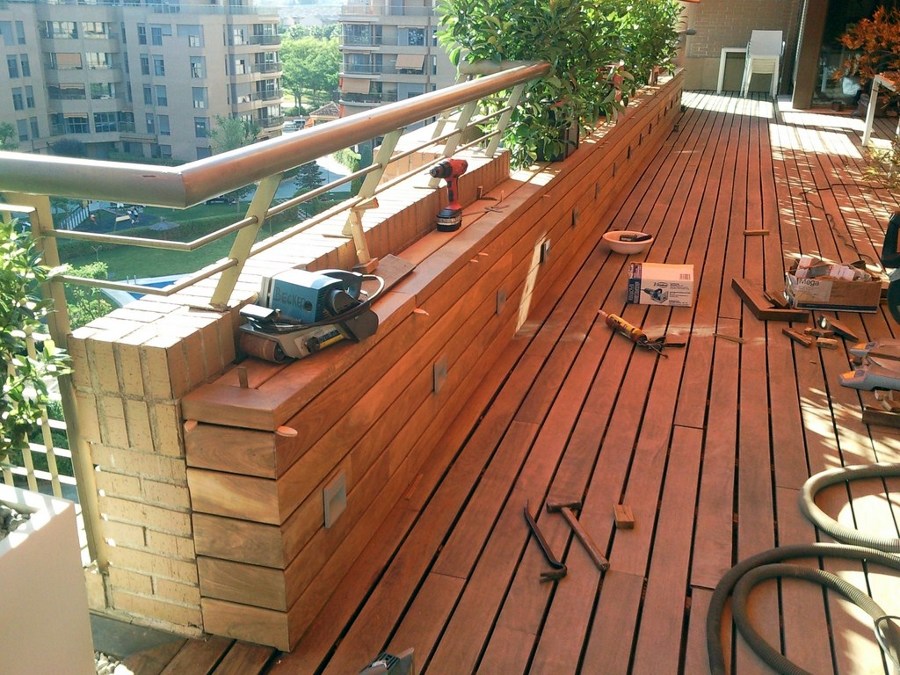 RESTAURACIÓN TARIMA EXTERIOR IPE