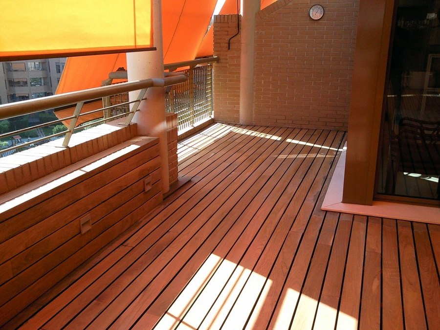 RESTAURACIÓN TARIMA EXTERIOR IPE