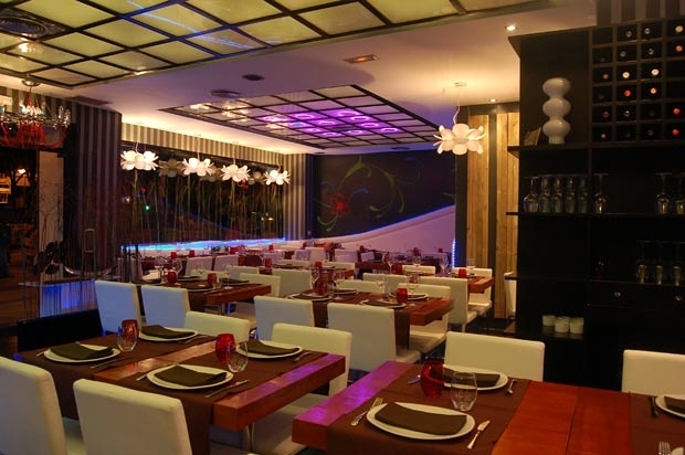 Restaurante asiático Lounge Yi