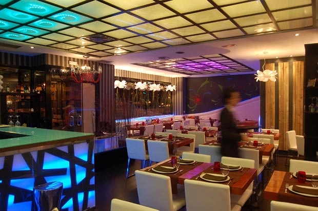 Restaurante asiático Lounge Yi