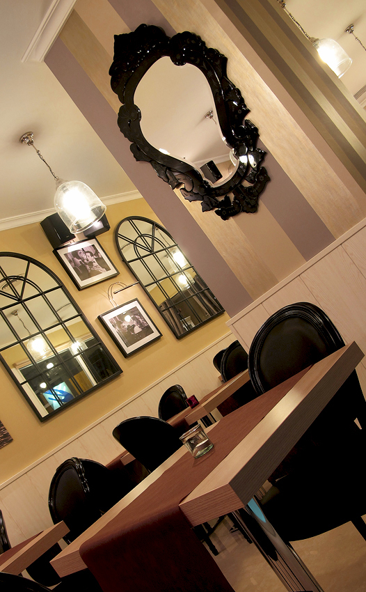 Restaurante Italiano (salón)