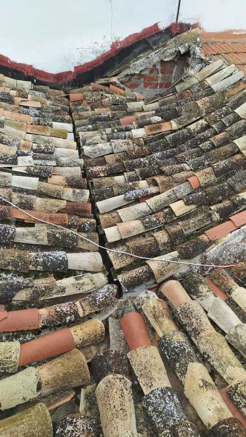 retirarada de tejado antiguo