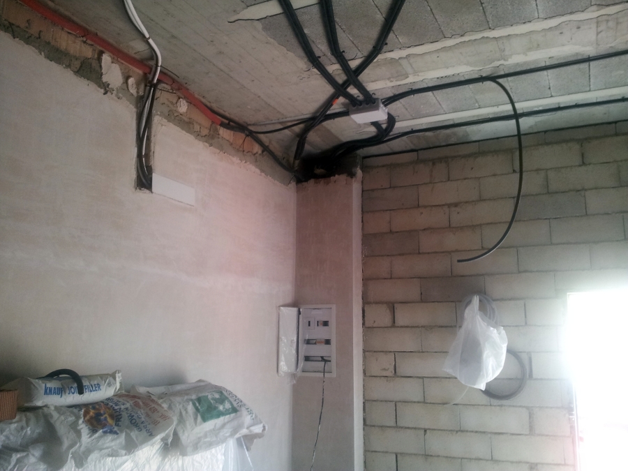 Revestido de paramentos verticales, instalaciones