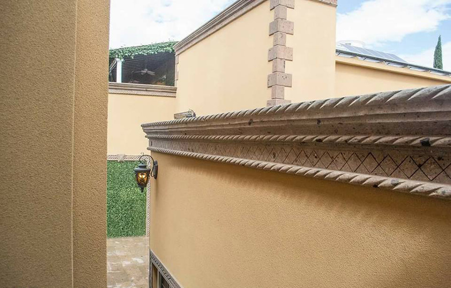 Revestimiento de fachada con corcho proyectado