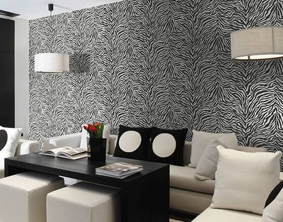 Revestimiento vinílico sobre gotelé en pared de salónsalón