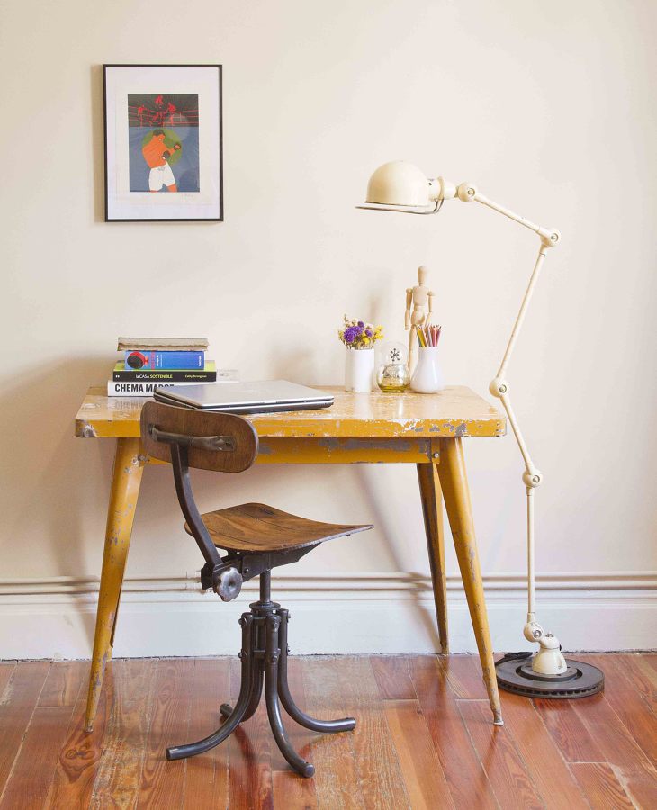 Rincón de trabajo estilo industrial